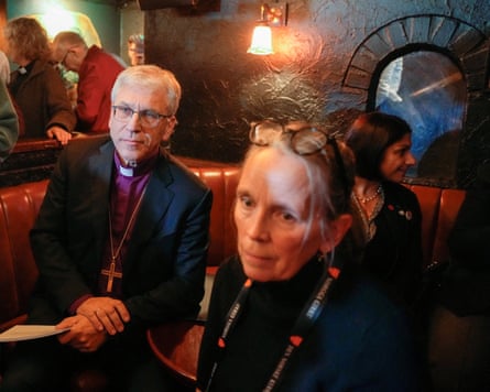 Bishop in pub