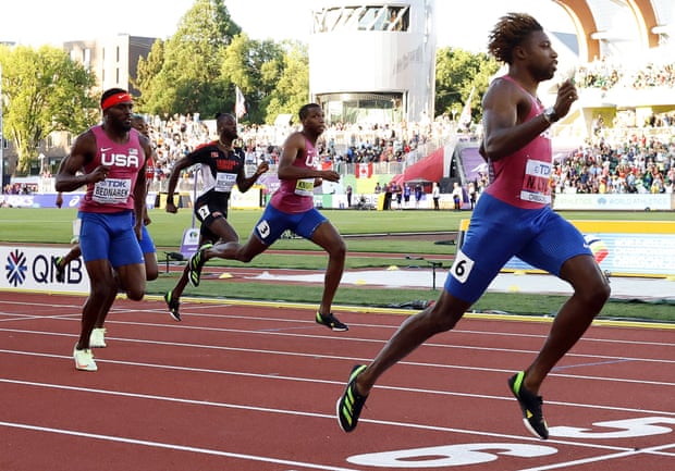 Noah Lyles storms clear of his rivals to win 200m gold in 19.31sec