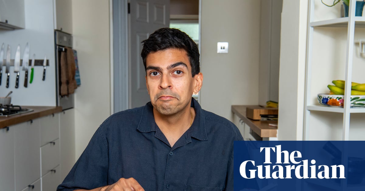 ‘I panic. It turns to rubber’: could I learn to make omurice, the ‘world’s hardest omelette’?