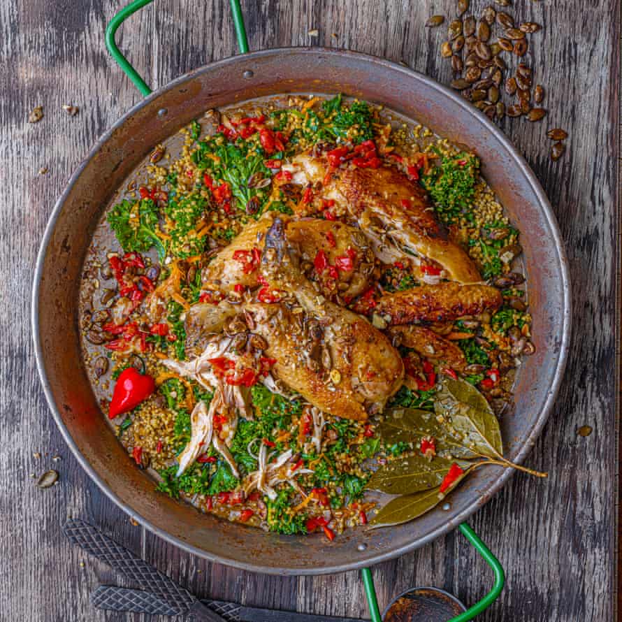 Chicken kedjenou with millet dambu.