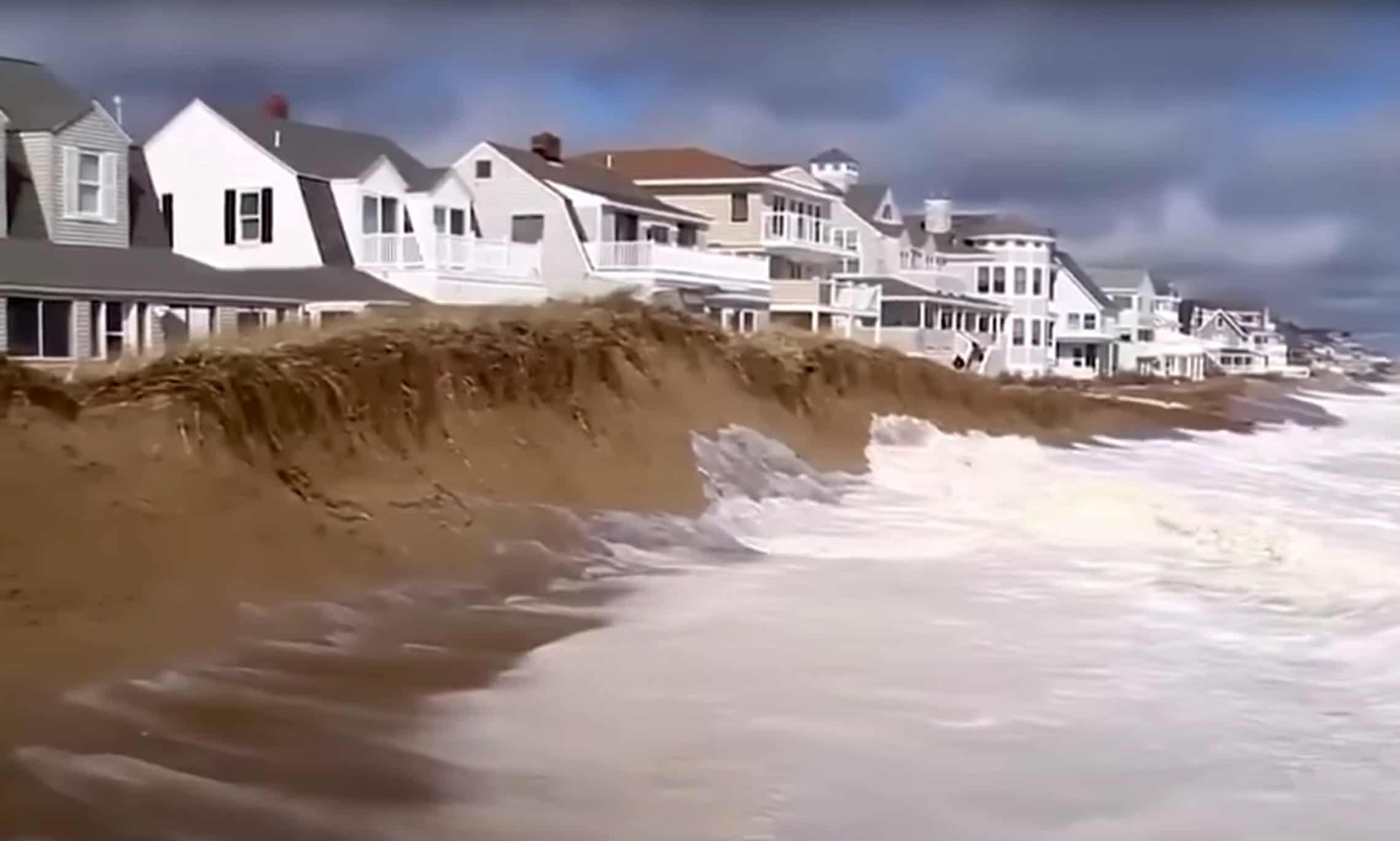 Mass. town grapples with sea rise