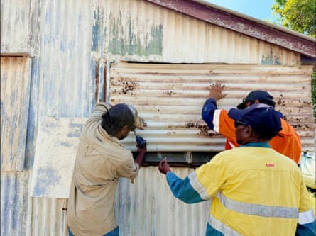 Rangers from Kalan Enterprises help Coen families prepare for Tropical Cyclone Narelle