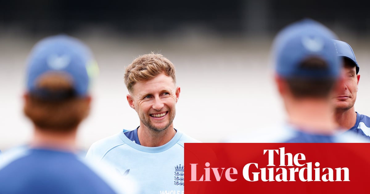 England v Pakistan: first Test, day two – live