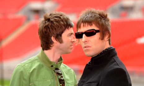 Liam Gallagher (right) says he has forgiven his brother Noel and wants to get their band Oasis back together. 