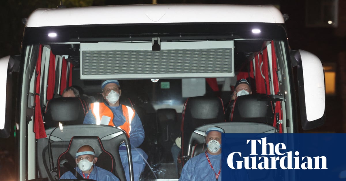 Six from hantavirus cruise ship leave Arrowe Park hospital to isolate at home