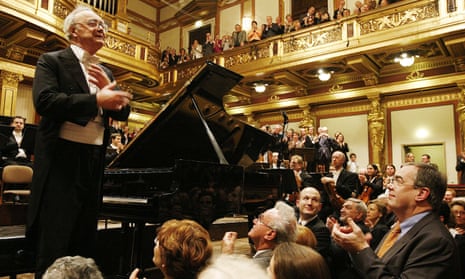 -<br>Alfred Brendel at his last public concert at Vienna’s Musikverein, in December 2008
