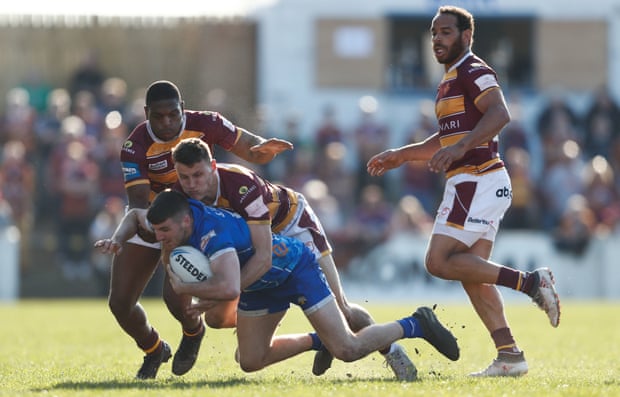 Shane Toal in action for Barrow Raiders.