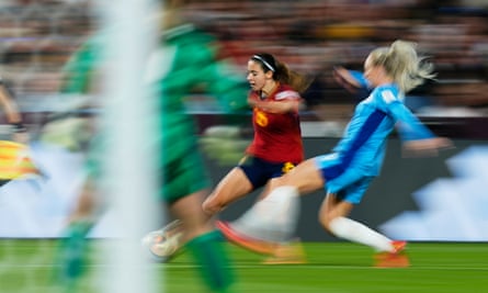 Aitana Bonmatí of Spain in flight in the World Cup final against England
