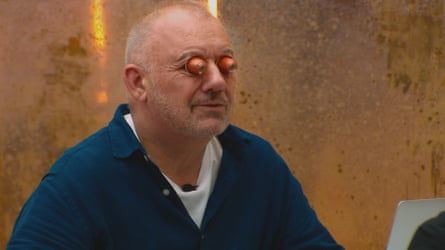 Bob Mortimer performing like no other on Last One Laughing UK.