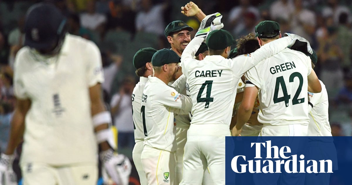 Lightning strikes give England Ashes respite as Australia take control again