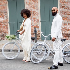 Solange Knowles marries Alan Ferguson in a cape.