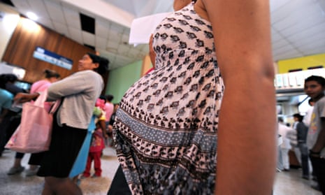 (FILES) A pregnant woman waiting to be attended at the Maternal and Children’s Hospital in Tegucigalpa, Honduras. AFP / ORLANDO SIERRAORLANDO SIERRA/AFP/Getty Images