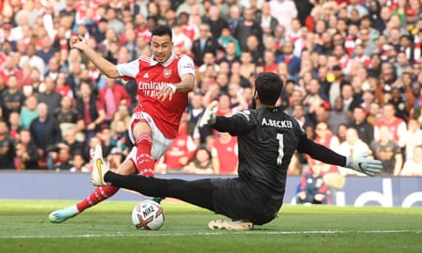 Arsenal v Liverpool: Premier League – live | Premier League 7 Gabriel Martinelli scores