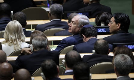 Israeli prime minister Benjamin Netanyahu (center) was one of the few to applaud the US president’s stance on the Iran nuclear deal.