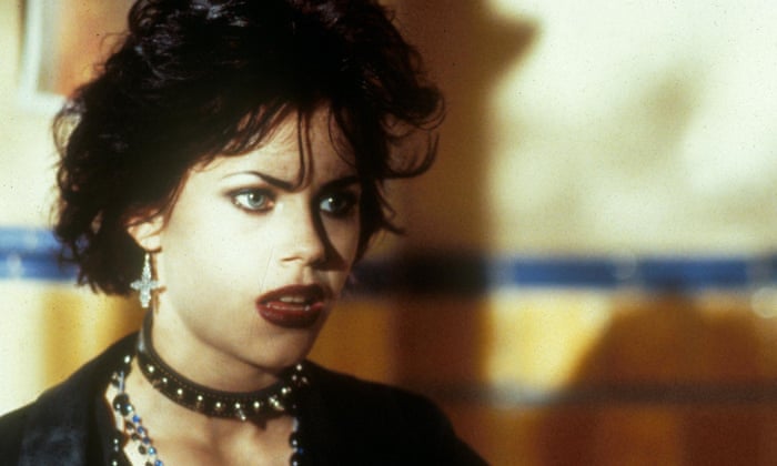 The 90s Are Back How To Get The Look Right Fashion The Guardian