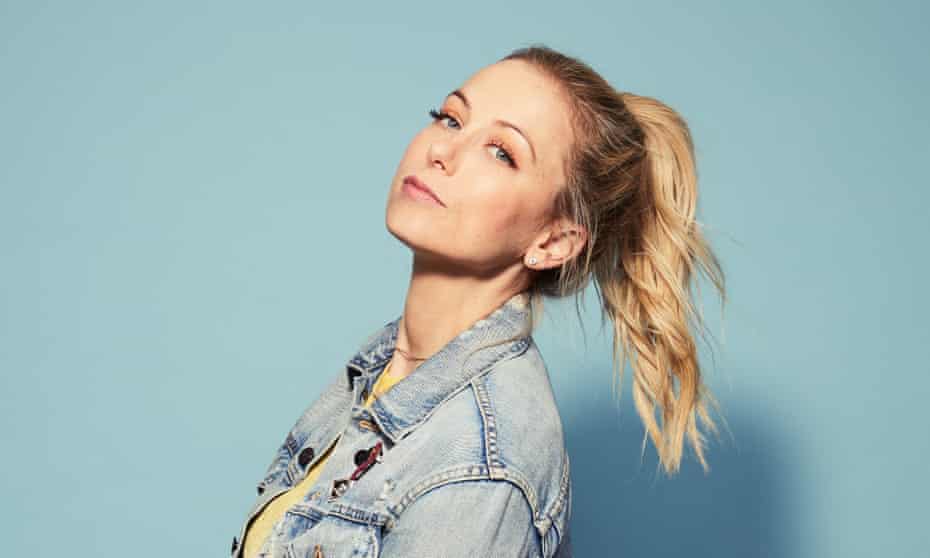 Iliza Shlesinger 'A woman actually pooped herself from laughing so