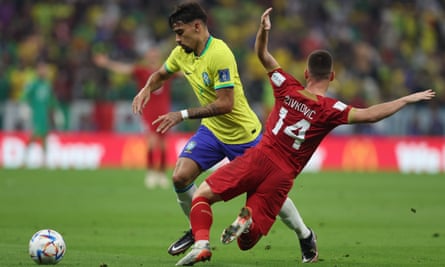 Le Brésilien Lucas Paquetá en action contre la Serbie