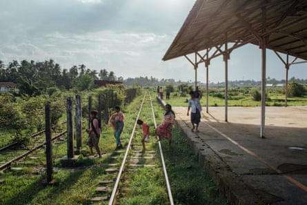 Rohingyas get off at the last stop before Sittwe to cross the train tracks and go through a small passage between two barbed wires that brings them back to Thae Chaung camp on the outskirts of Sittwe