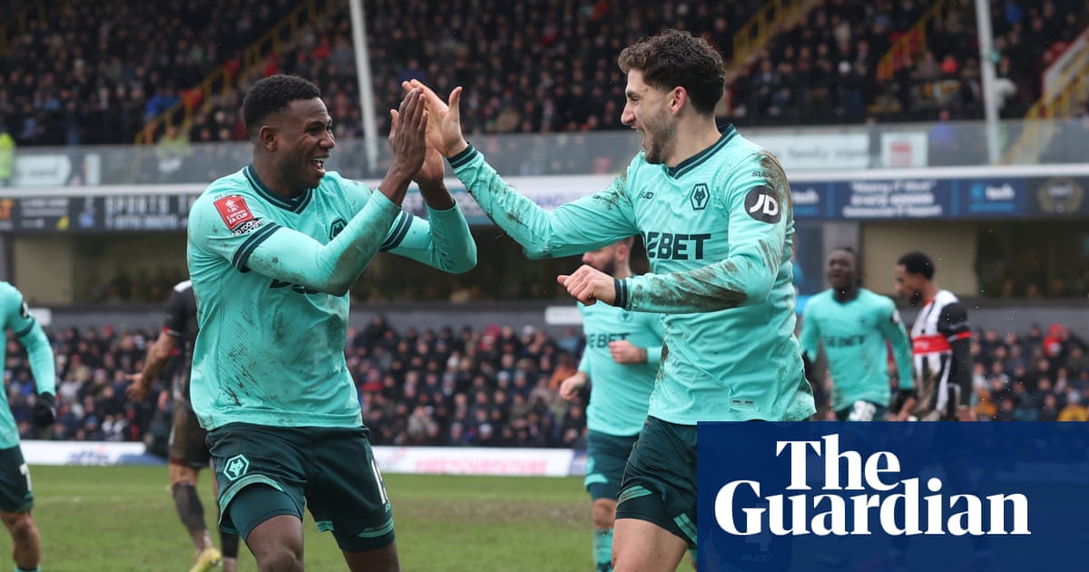Wolves show guts to edge past battling Grimsby and into FA Cup fifth round