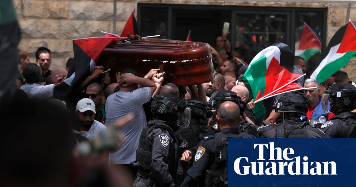 Israeli police ​attack funeral procession for shot journalist Shireen Abu Aqleh