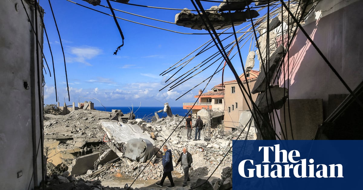 „Всички си тръгват“: бомбардировките прогонват десетки хиляди от Южен Ливан