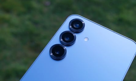The rear camera cluster of the Samsung Galaxy S25.