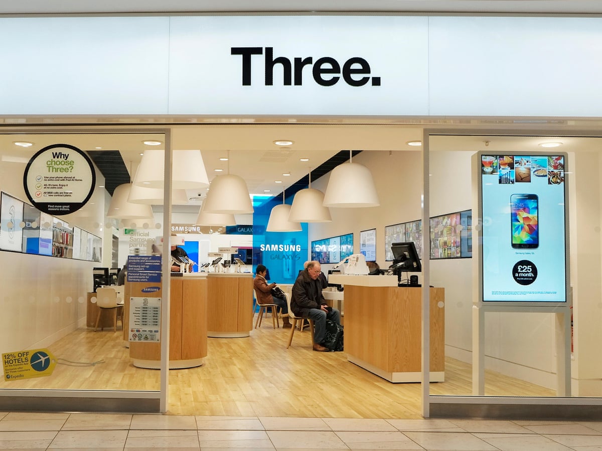 Three network crash affects millions in UK | 3 | The Guardian