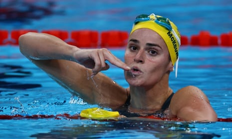 Backstroke queen Kaylee McKeown reigns supreme with 100m gold at Paris Olympics | Swimming | The Guardian