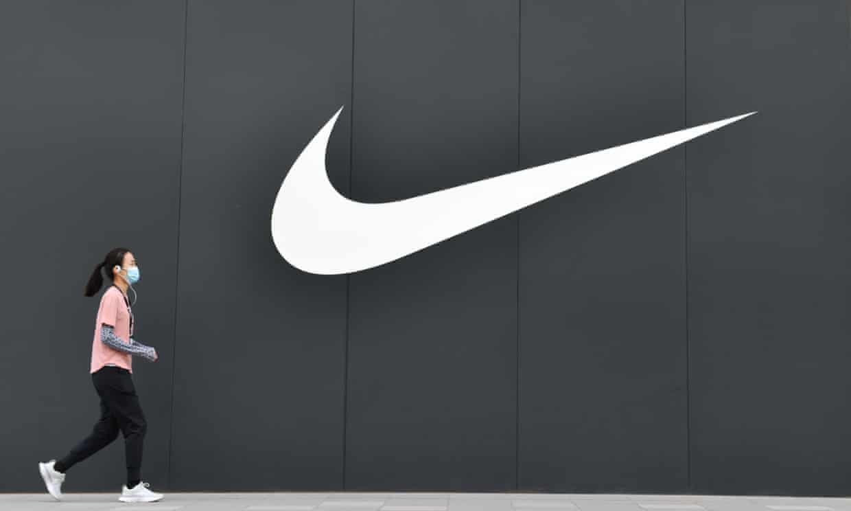 Nike to axe jobs