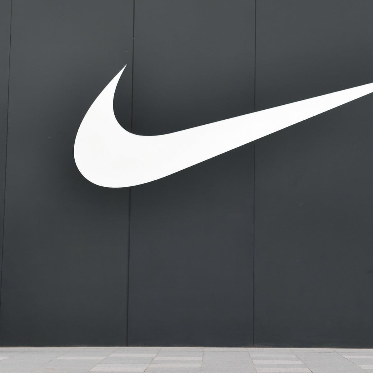 Nike do7193-700. ГИВ найк. Nike Wall. Nike Breakline Warmup.