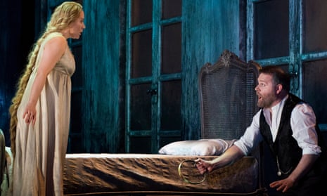 Carolyn Sampson as Mélisande with Roland Wood as Golaud, in Scottish Opera’s Pelléas and Mélisande