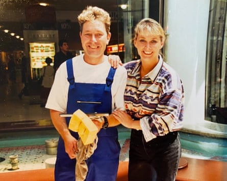Terry ‘Turbo’ Burrows holding a sponge with presenter Cheryl Baker