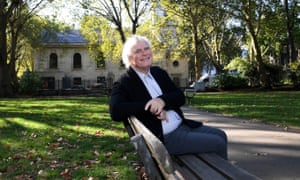 Sir Simon Rattle, musical director of the London Symphony Orchestra, has announced an east London music academy.
