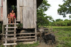 Moradores do Parque Nacional de Cabo Orange no estado do Amapá.