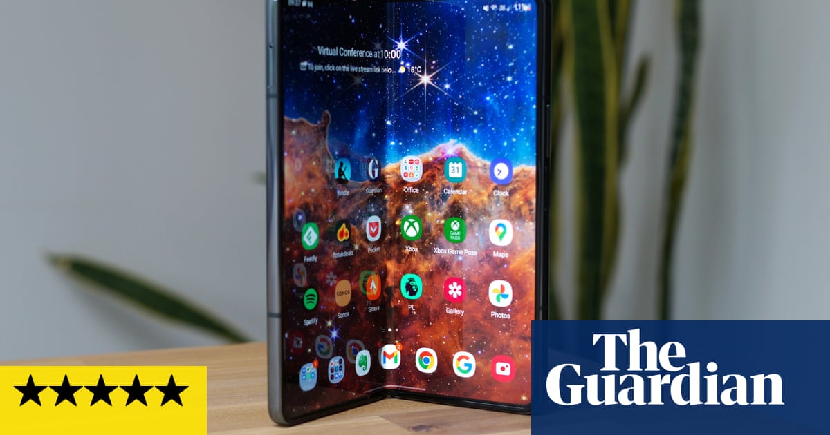 Samsung Galaxy Z Fold 4 review: cutting-edge excellence at eye-watering price