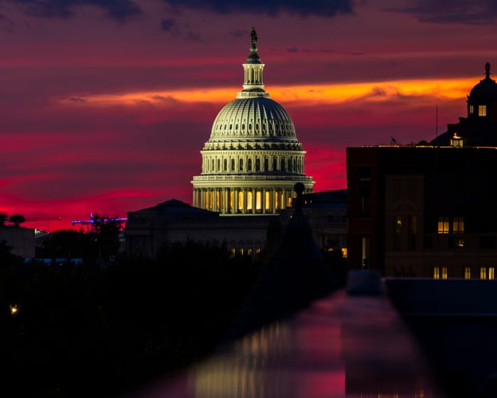 Illinois man arrested after allegedly sending suspicious powder to Congress members using his return address