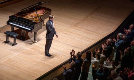 Víkingur Ólafsson is applauded at the Royal festival hall following his performance of Bach’s Goldberg Variations.