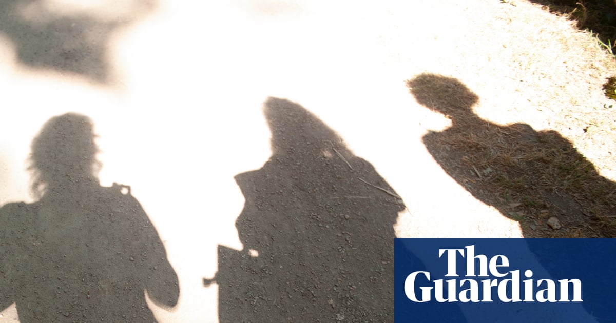 «Τεράστια πτώση» στην υποστήριξη που συμβάλλει στους θανάτους αποχωρούντων φροντίδας στην Αγγλία, λέει η κριτική
