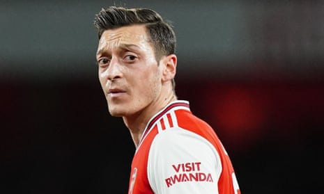 Chinese fans of Arsenal have expressed anger at a social media post from Mesut Özil about China's treatment of Muslims&nbsp;in Xinjiang