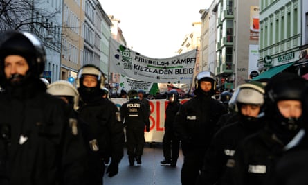 Members of the Friedel Strasse 54 cooperative protest the enforced closure of Berlin’s legendary M99 corner shop.