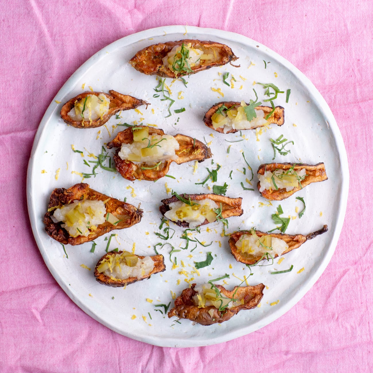 Roasted Jerusalem Artichokes (Sunchokes) - The Pesky Vegan
