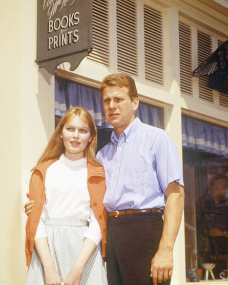 Ryan O’Neal and Mia Farrow in a 1964 episode of the soap opera Peyton Place.