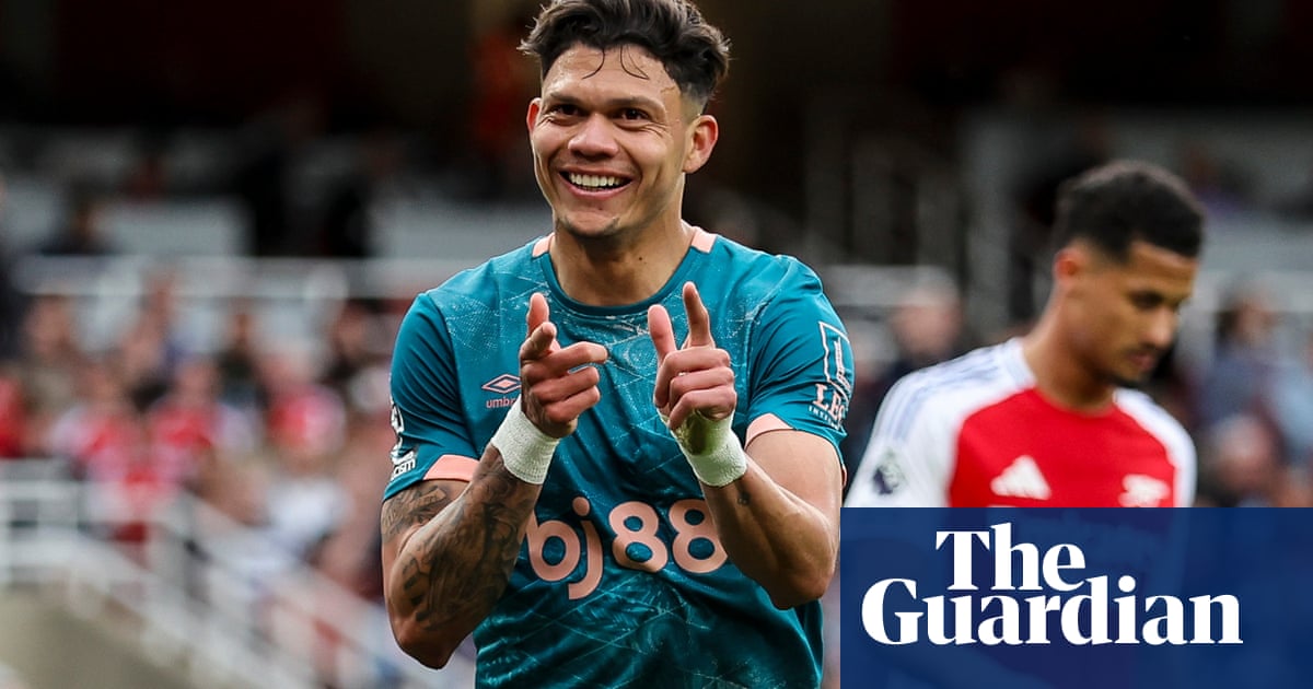 Evanilson crowns Bournemouth's comeback win at full-strength Arsenal