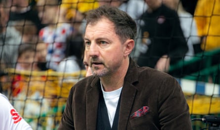 Jerzy Dudek is still a keen sportsman, playing golf to a high level and also featuring in indoor football tournaments.