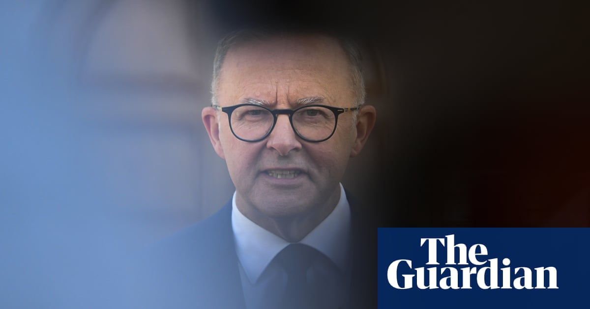 Anthony Albanese commits to anti-corruption watchdog by end of 2022, if Labor wins election