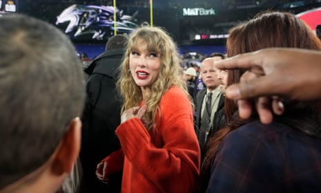 Taylor Swift Concert 2025: Insider Tips & Must-Sees!