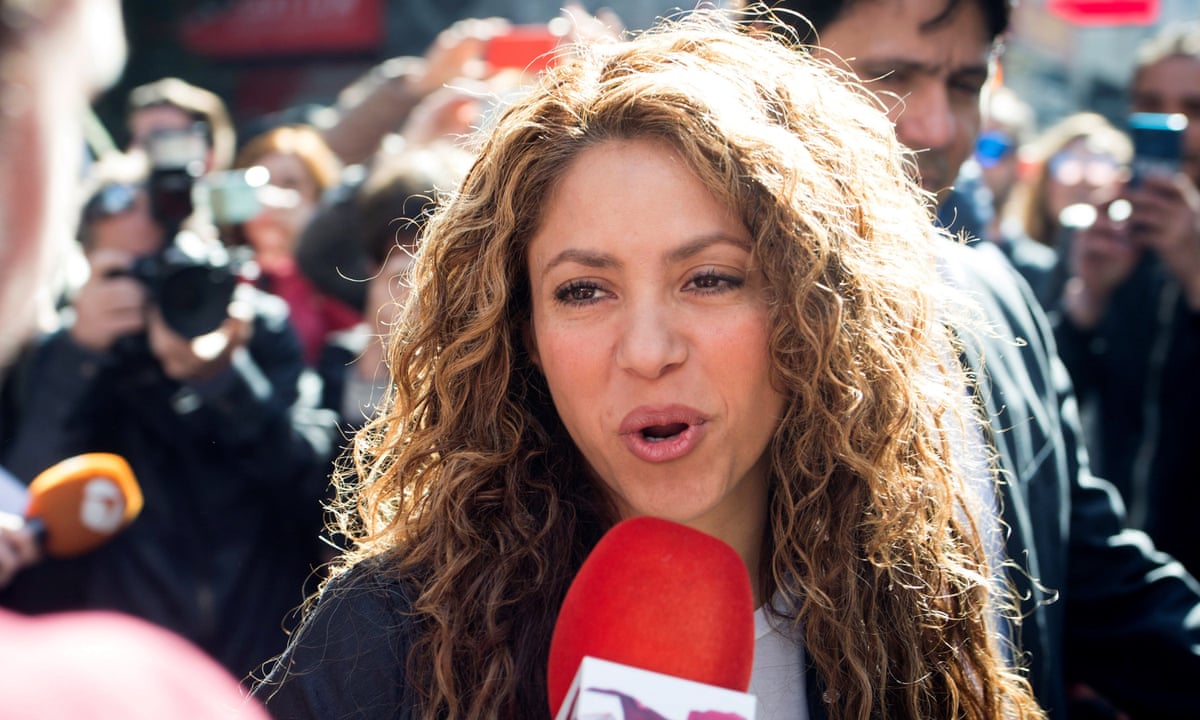Shakira Denies Plagiarism Allegations Over Song La Bicicleta Music The Guardian