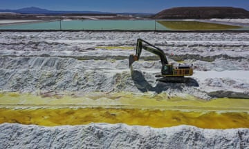 CHILE-ARGENTINA-BOLIVIA-CLIMATE-COP27-UN-MINES-ENERGY-ENVIRONMEN<br>Aerial view of brine ponds and processing areas of the lithium mine of the Chilean company SQM (Sociedad Quimica Minera) in the Atacama Desert, Calama, Chile, on September 12, 2022. - The turquoise glimmer of open-air pools meets the dazzling white of a seemingly endless salt desert where hope and disillusionment collide in Latin America's "lithium triangle." A key component of batteries used in electric cars, demand has exploded for the "white gold" found in Argentina, Bolivia and Chile in quantities larger than anywhere else in the world. (Photo by Martin BERNETTI / AFP) (Photo by MARTIN BERNETTI/AFP via Getty Images)