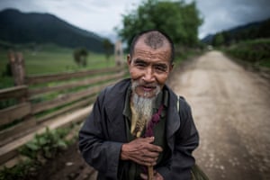 Kahengpa Apa, a farmer in the Phobjikha Valley
