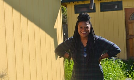 Tameeka Bennett moved to Oakland after her family was unable to find an affordable home in East Palo Alto.